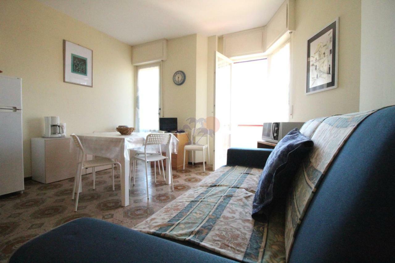 San Benedetto Apartment *